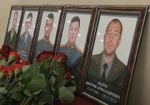 В результате специальной военной операции пятеро бойцов, включая астраханца Сергея Науменюка, погибли, оставив своих родных и друзей в глубокой скорби