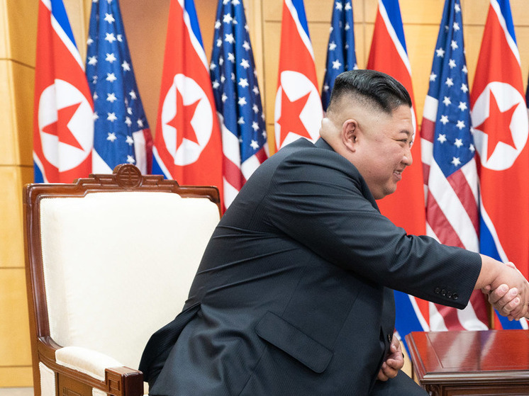 Ким Чен Ын назвал запуск ракеты сигналом США на случай «ошибочного решения»