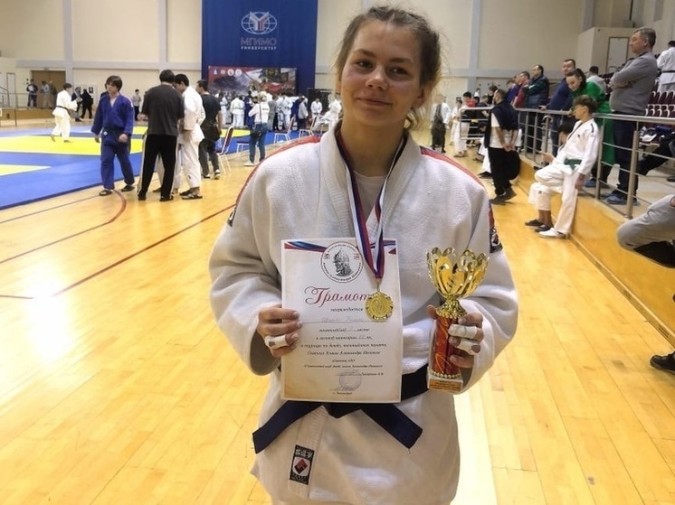 Спортсменка из Серпухова победила на турнире памяти Александра Невского