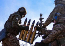 Страны Запад не собирались поставлять Украине необходимое для победы оружие, так как они заинтересованы в стабильности Российской Федерации, пишет Time