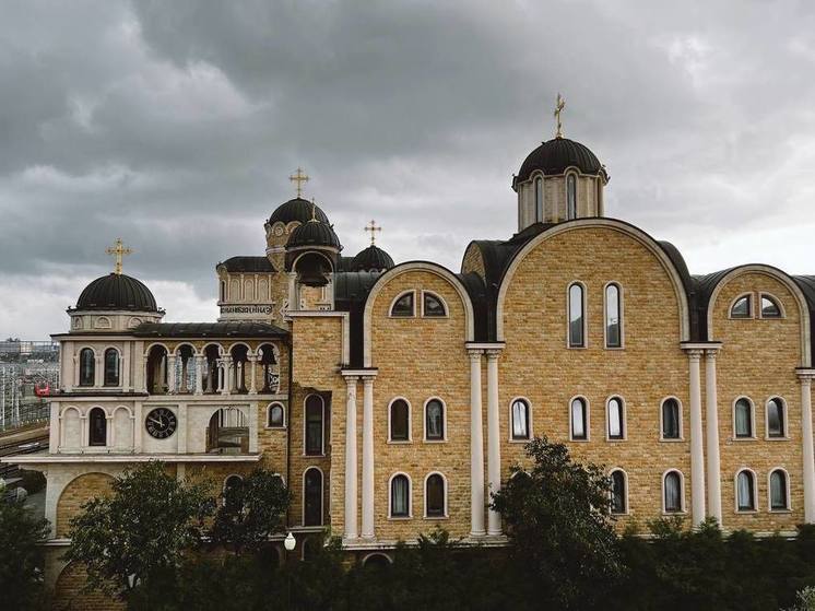 Журналисты массово обратились в Московский патриархат с просьбой защитить православный приют в Сочи