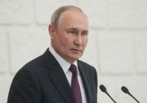 Президент России Владимир Путин почтил память солдат специальной военной операции минутой молчания
