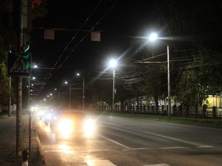 В Калуге за год смонтировали порядка 2,5 тысяч энергоэффективных светильников
