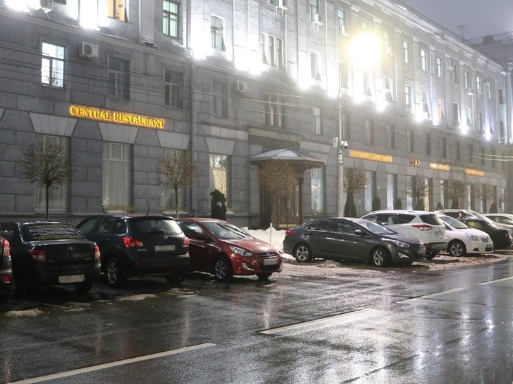 В Курске отремонтировали свыше 1 км дороги к «Красному лесу»