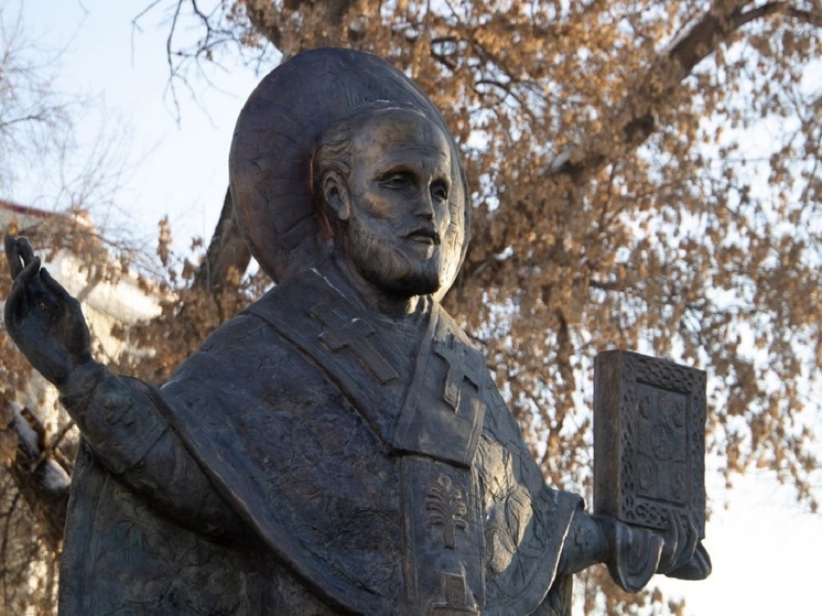 Памятник Святителю Николаю Чудотворцу открыли в Кургане