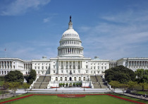 Лидер демократов в Сенате США Чак Шумер признал, что согласование сделки по ужесточению миграционного законодательства для предоставления помощи Украине столкнулось с трудностями