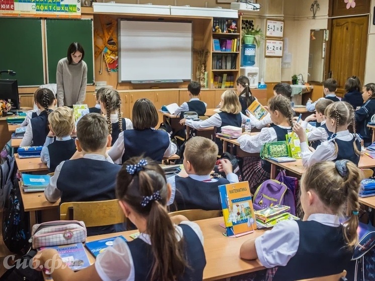 Томские школьники не смогут пользоваться мобильными телефонами во время уроков