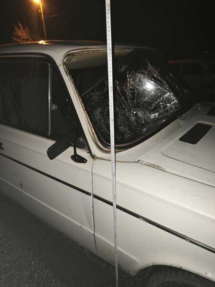 24-летняя автоледи сбила двоих мужчин на обочине дороги в Буденновске