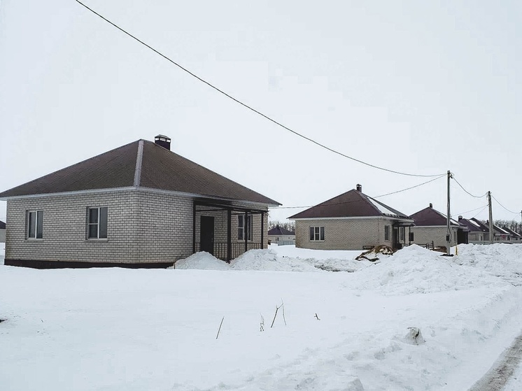 Работникам агропредприятия в Добровском районе предоставляют дома