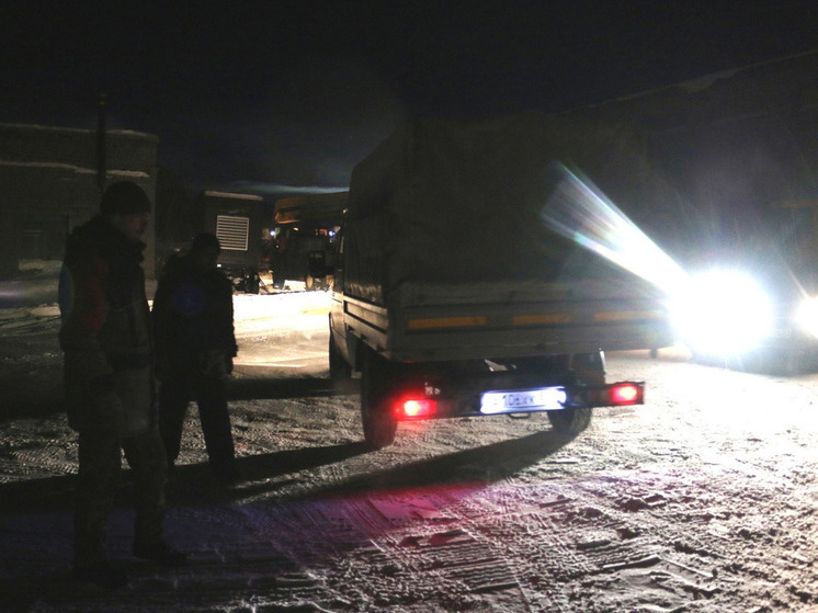 Печенгский округ передал бойцам СВО четыре дизельных генератора