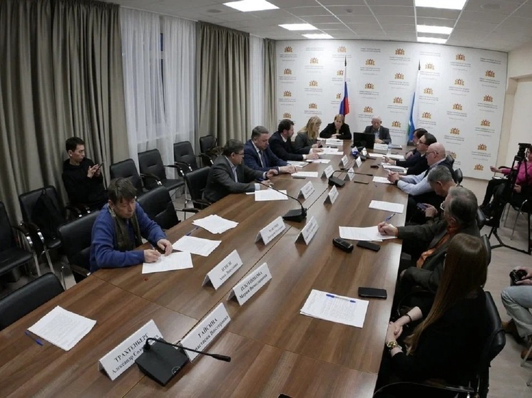 Свердловские эксперты ждут от выборов президента легитимности и роста интереса к ДЭГ