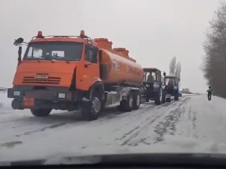 В Воронежской области заглохла машина с 12 тоннами дизельного топлива