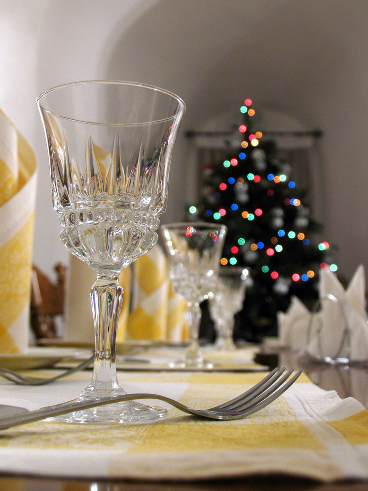 Нарколог: как отметить праздники и не набрать вес