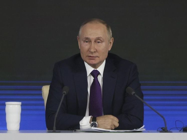 Путин поздравил представителей Федерального собрания с 30-летним юбилеем