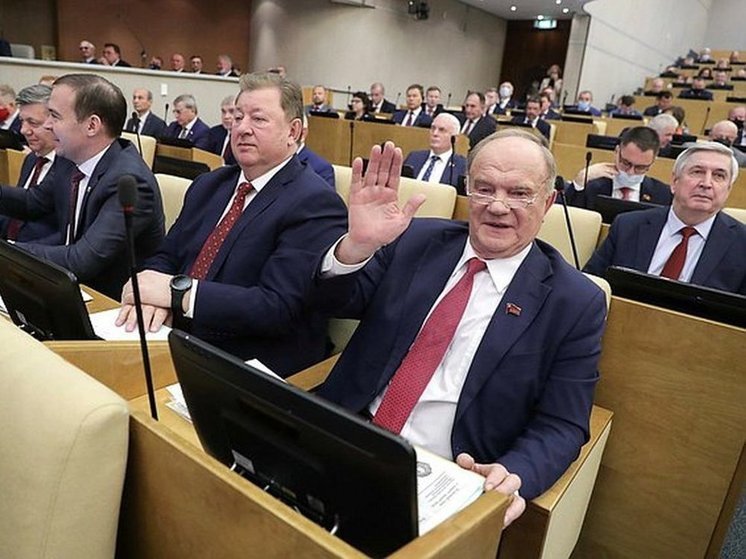 Лидер КПРФ Зюганов прокомментировал выдвижение Харитонова в президенты