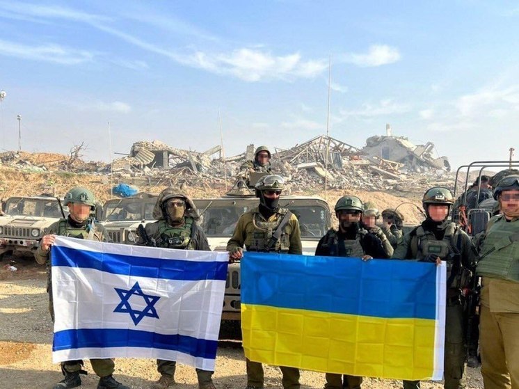 Опубликовано фото военных в секторе Газа с украинским и израильским флагами