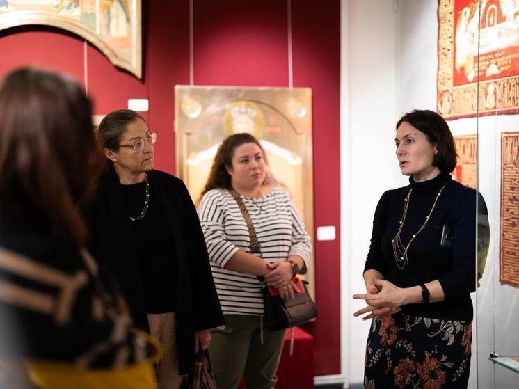 Сто экскурсоводов аттестовали в Минкульттуризме Подмосковья