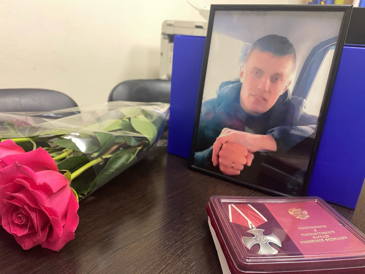 Кировчанина Максима Каретина посмертно наградили орденом Мужества
