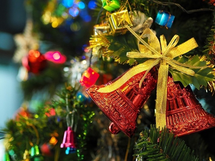 Гладков: в Белгородской области закупили более 140 тысяч новогодних подарков для детей