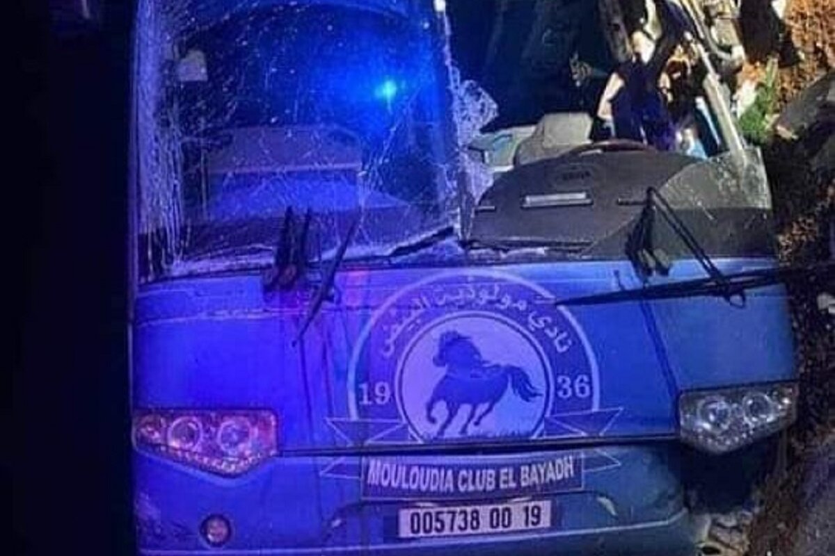 В аварии погибли вратарь и помощник тренера алжирского клуба «Мулудия д'Эль-Баяд»