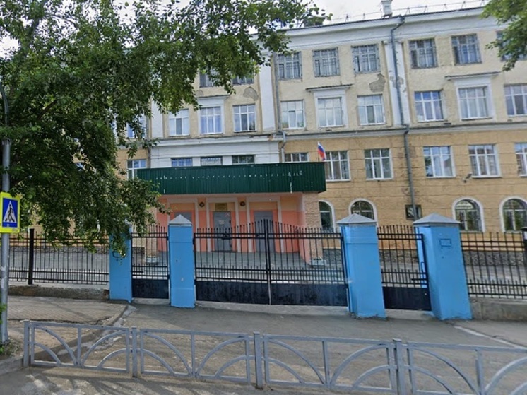 Родители учеников екатеринбургской школы № 46 приняли грабителя за педофила