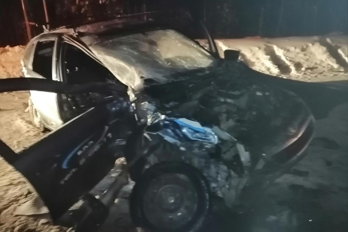 Молодой автомобилист влетел в отбойник на трассе в Карелии