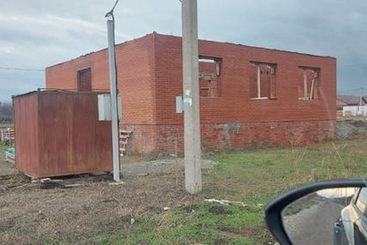 В Динском районе заморозили стройку жилого поселка для работников ОАО «Агроном» и участников СВО