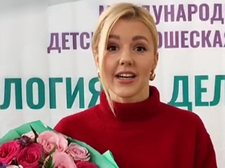 Певица призналась, что копается в мусоре