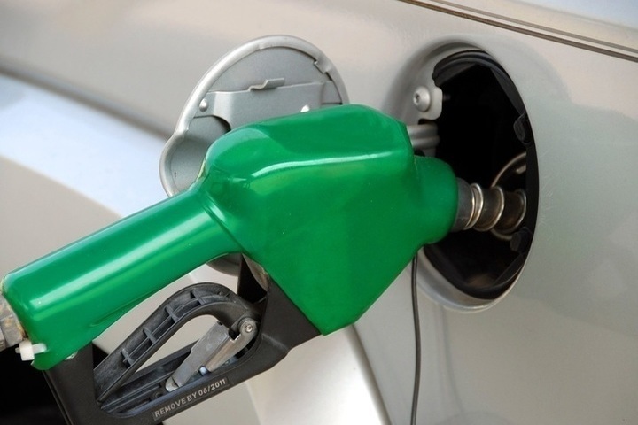 Цены на автомобильное топливо в Карелии пошли в рост