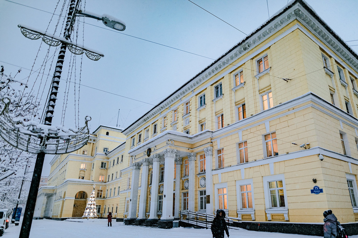 На ремонт школ в подшефном районе власти Мурманской области выделят 2,2 млн рублей
