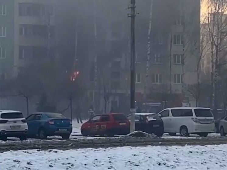 В подмосковном Дмитрове загорелась одна из квартир
