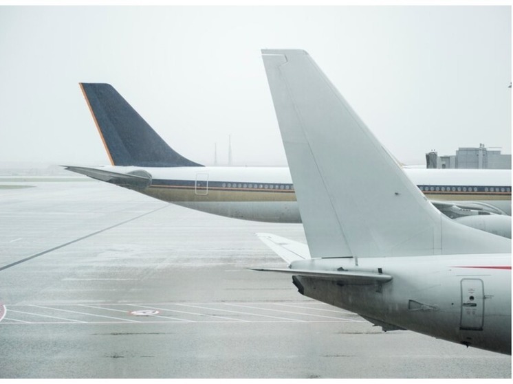 Рейс Южно-Сахалинск-Новосибирск задержали из-за экстренной эвакуации в аэропорту