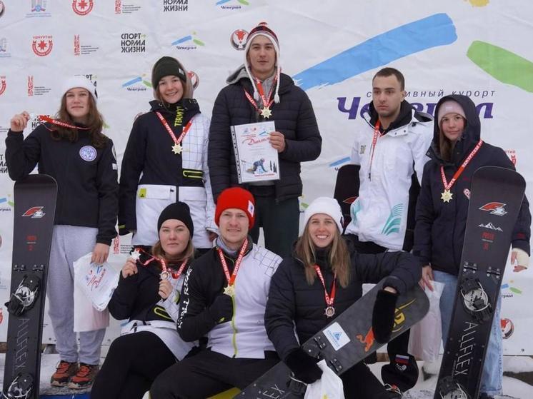 София Надыршина с Сахалина завоевала две медали этапа Кубка России по сноуборду