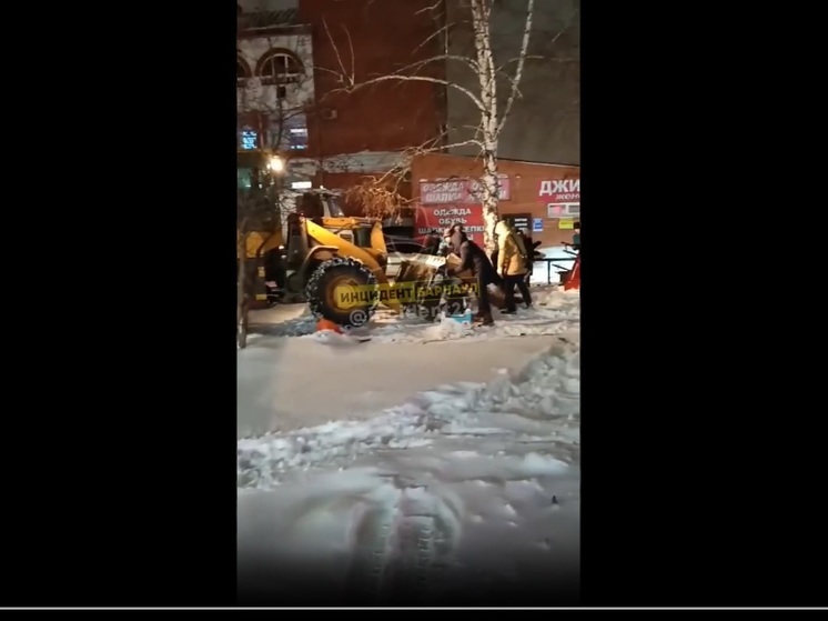 Стихийный рынок на Докучаево в Барнауле пошел под снос