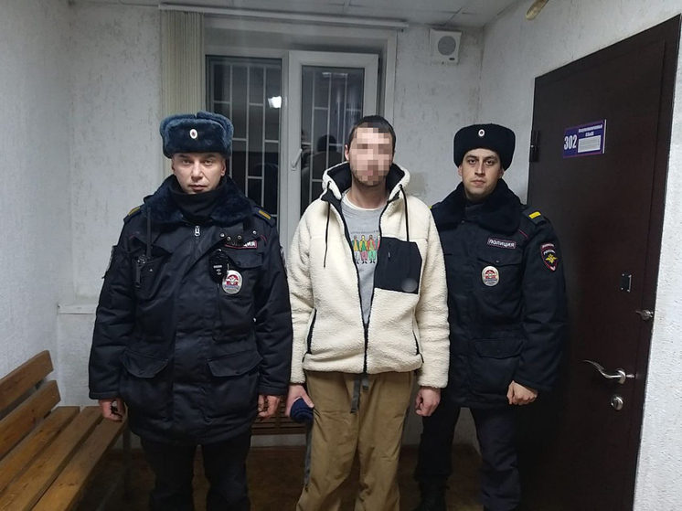 На улице Коняева в Рязани задержали объявленного в розыск мужчину