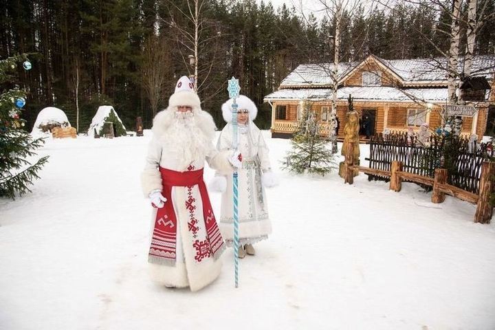 Юрий Зайцев посетил новую резиденцию марийского Деда мороза в Марий Эл