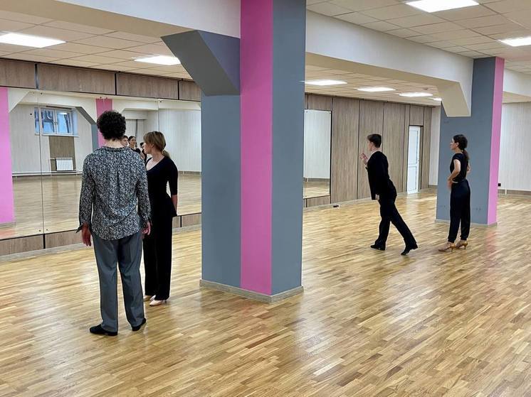 В Челябинске обновили ещё один танцевальный зал
