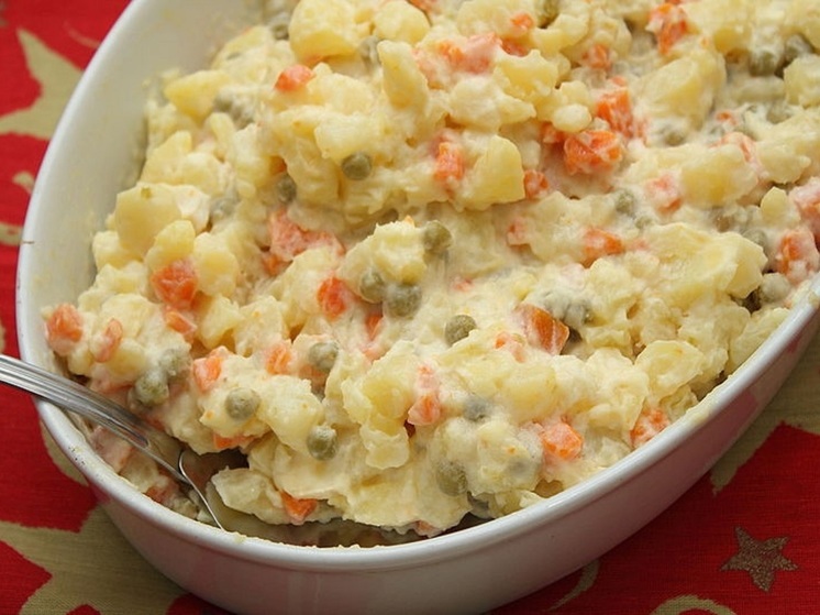 Россиянам рассказали, как приготовить правильный оливье