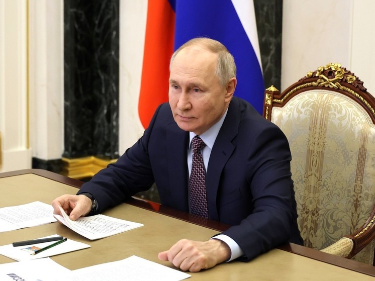 В Петербурге начал работу избирательный штаб Владимира Путина