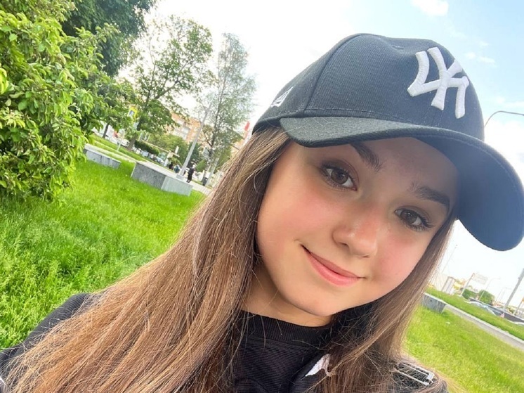 Камила Валиева выиграла короткую программу чемпионата России по фигурному катанию