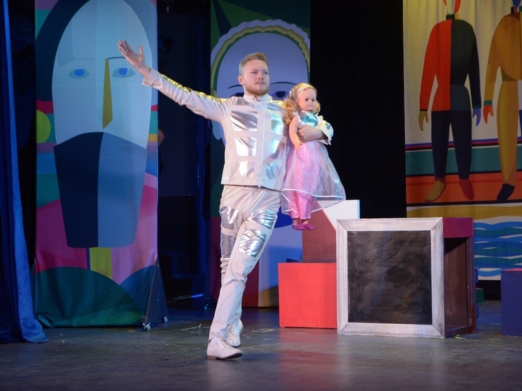 Добавить перца в классику: смоленский театр «Зеркало» завершил грантовый проект