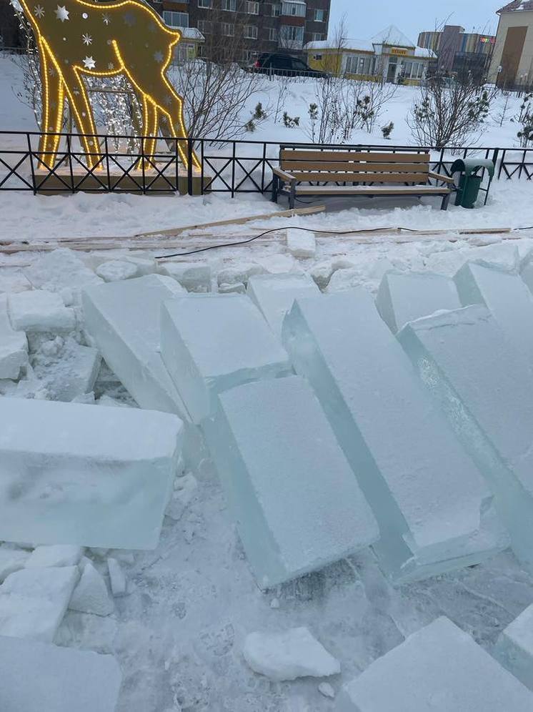 В Новом Уренгое вандалы громят заготовленный для городков лед