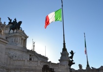 Министр обороны Италии Гвидо Крозетто призвал прекратить конфликт на Украине и начать переговорный процесс