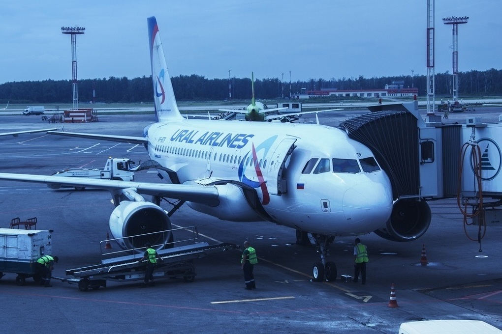 5 дополнительных авиарейсов запустят из Санкт-Петербурга в Нижний на Новый год