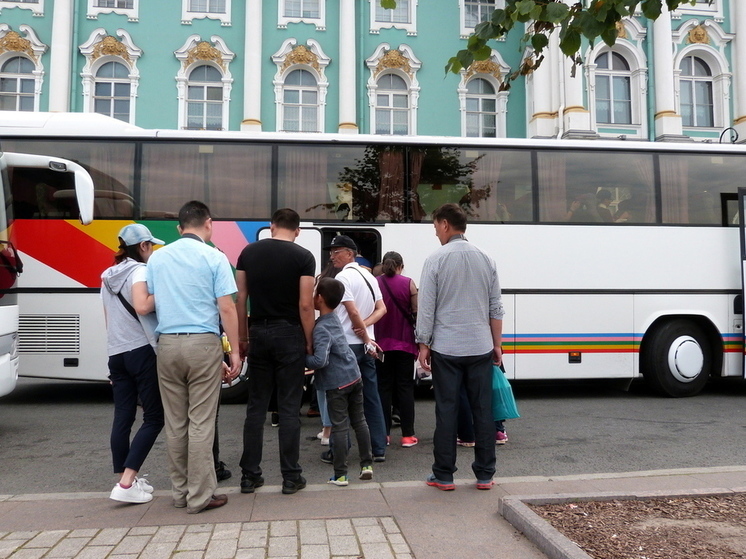Эксперты: количество китайских туристов в России вернется на допандемийные показатели в 2024 году