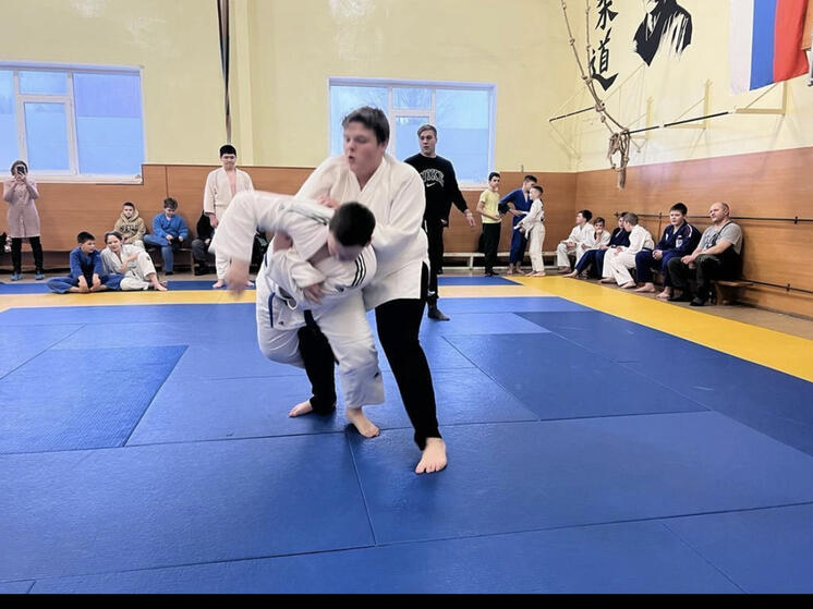 В спортивном зале Ярцевской спортивной школы прошло открытое первенство города по дзюдо