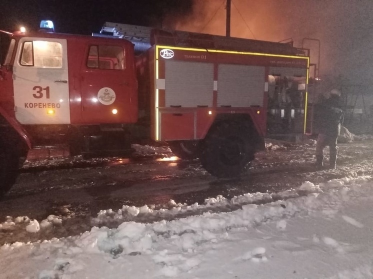 В Курской области потушили горевшую мебель в жилом доме