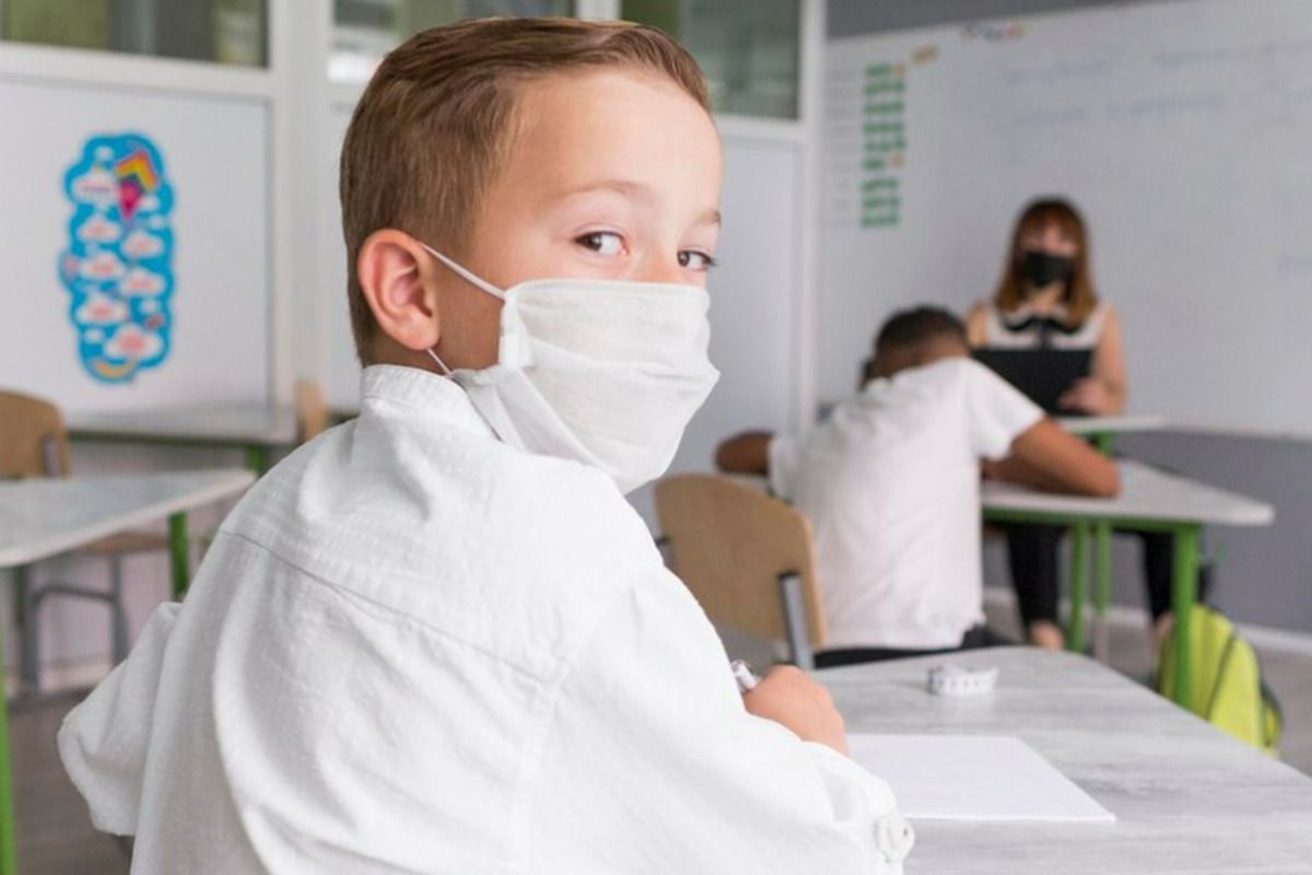 In Russian children's institutions, New Year's events began to be canceled en masse: people are suffering from the flu