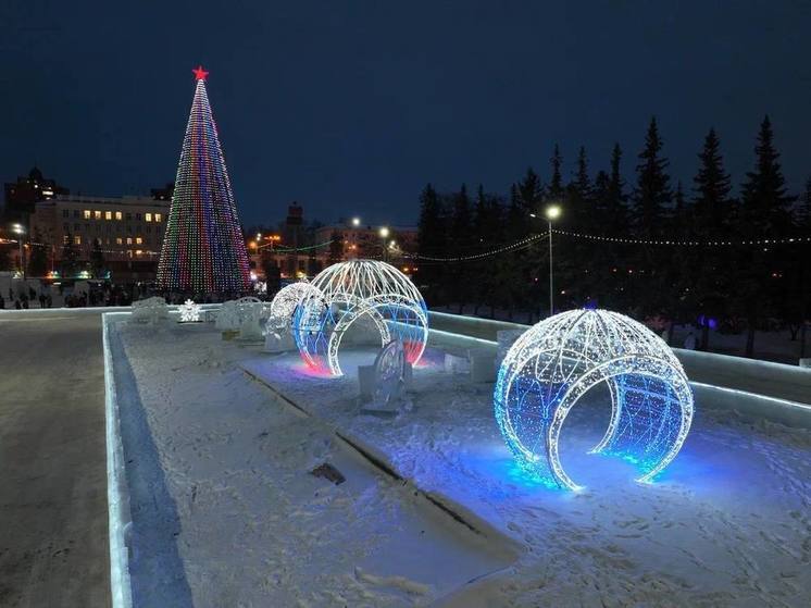 Мэр Ратмир Мавлиев анонсировал конкурс «Уфа новогодняя»