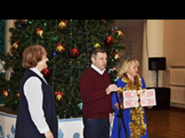 В Сафоново прошла новогодняя встреча членов клуба «Золотой возраст»